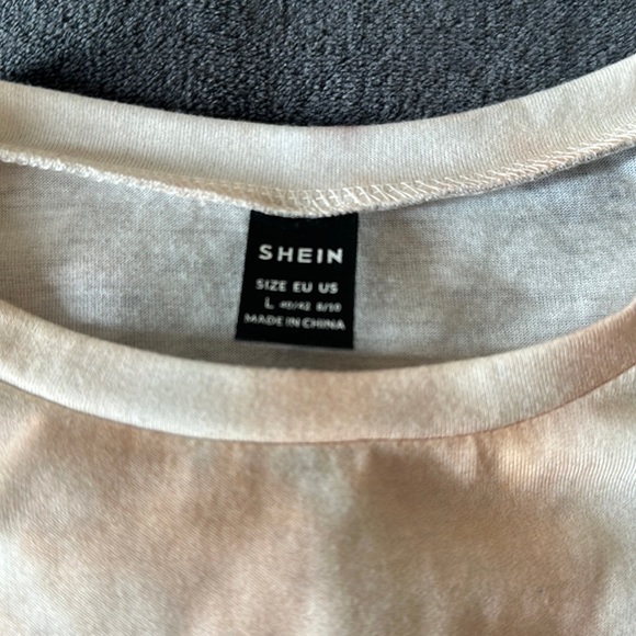 ❣️3/$30 SHEIN oversized tie dye crop top “honey” - Picture 5 of 6